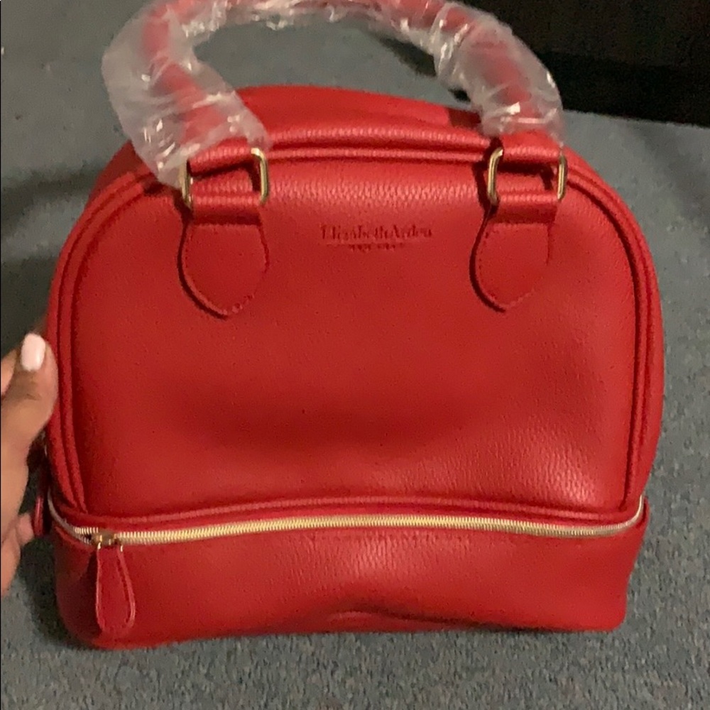 Elizabeth Arden bag